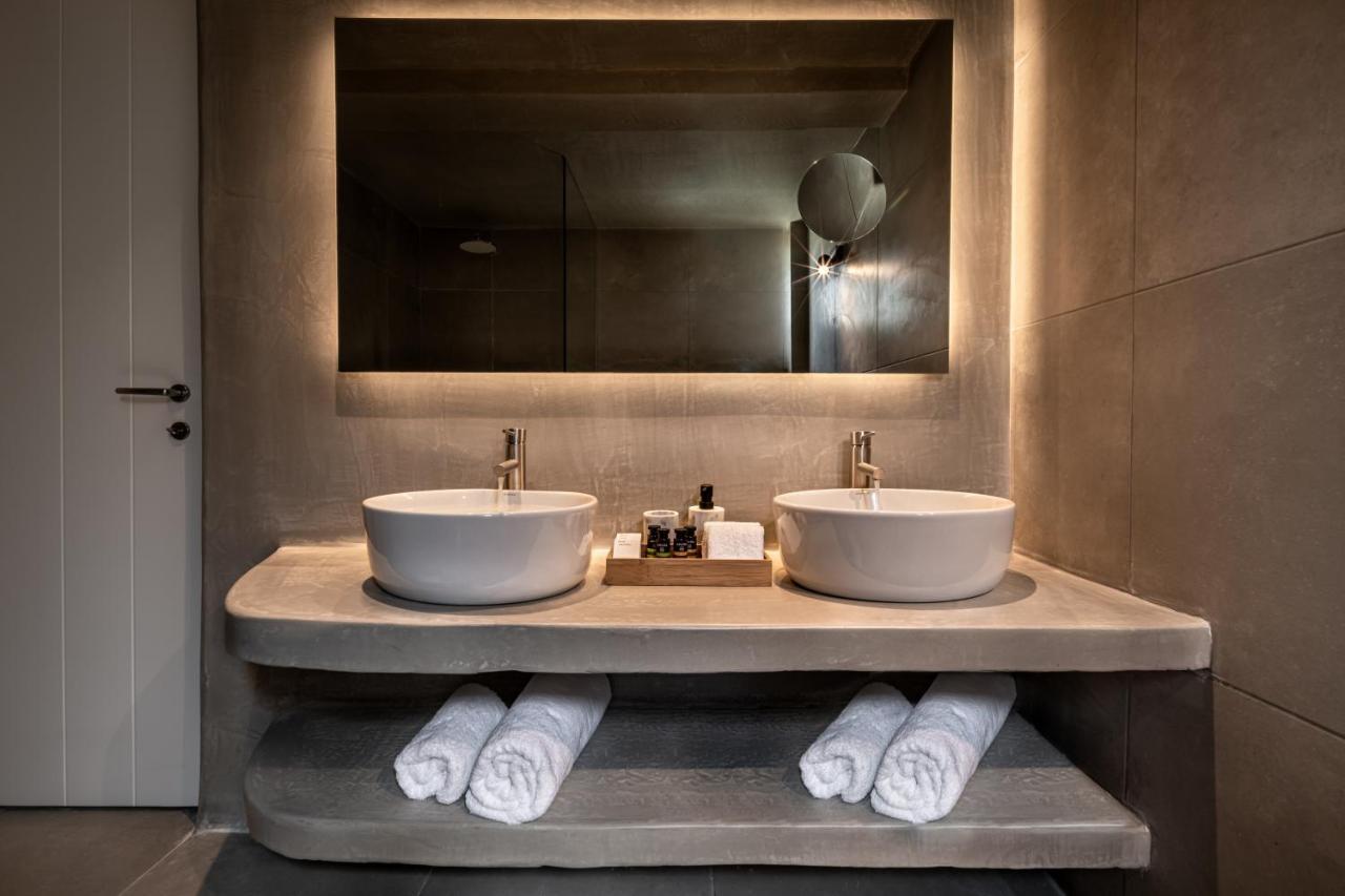 Colombos Beachfront Foinikiá Екстериор снимка